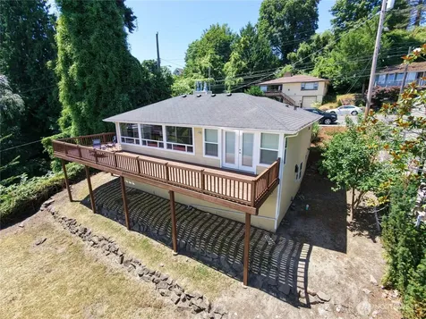 722 S 31st Avenue Seattle WA 98144