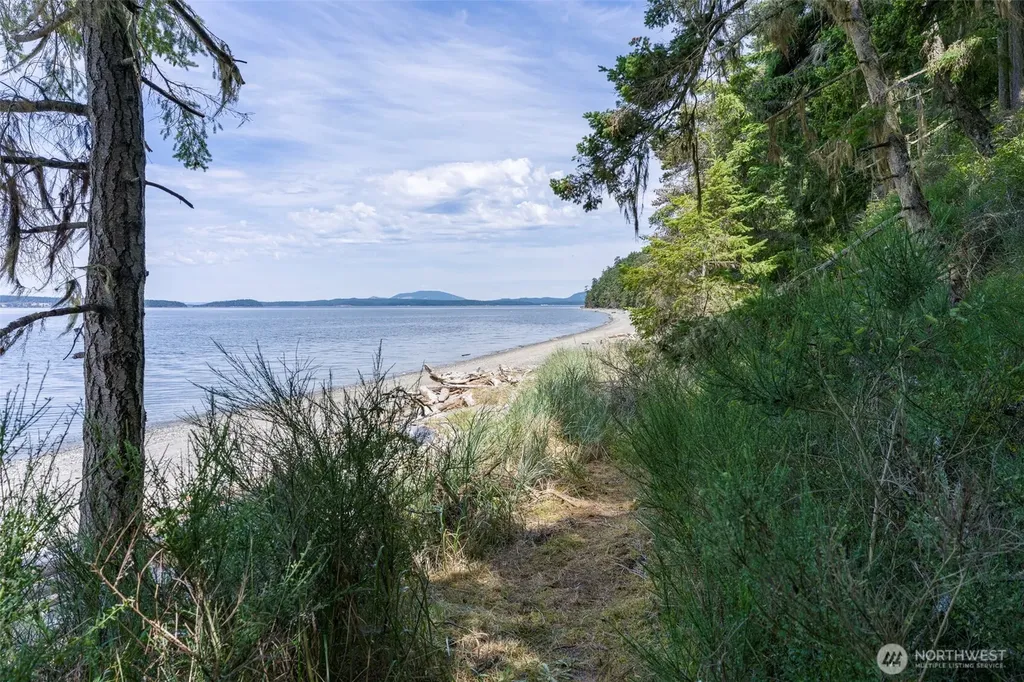 1602 Channel Road Lopez Island WA 98261