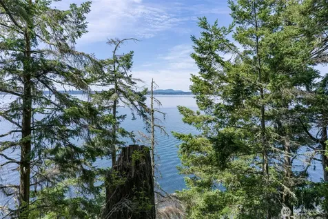 1602 Channel Road Lopez Island WA 98261