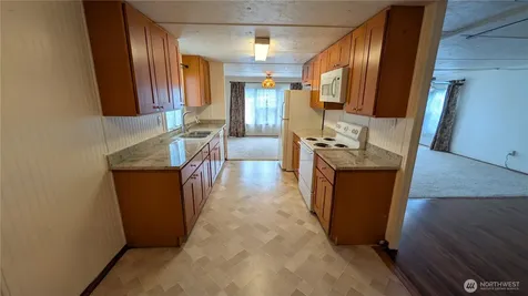 24222 54th Avenue W Mountlake Terrace WA 98043