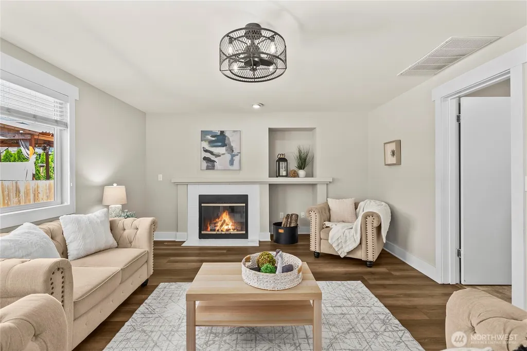 22736 SE 266th Street Maple Valley WA 98038