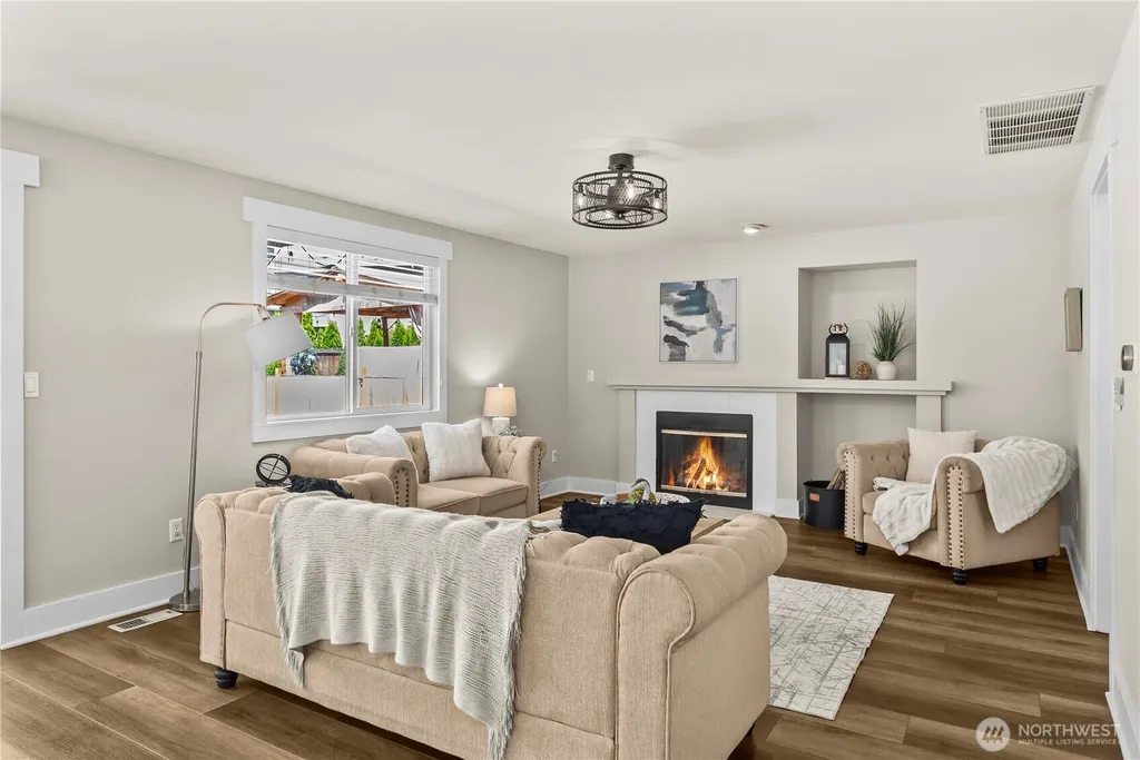 22736 SE 266th Street Maple Valley WA 98038