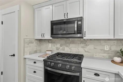 22736 SE 266th Street Maple Valley WA 98038