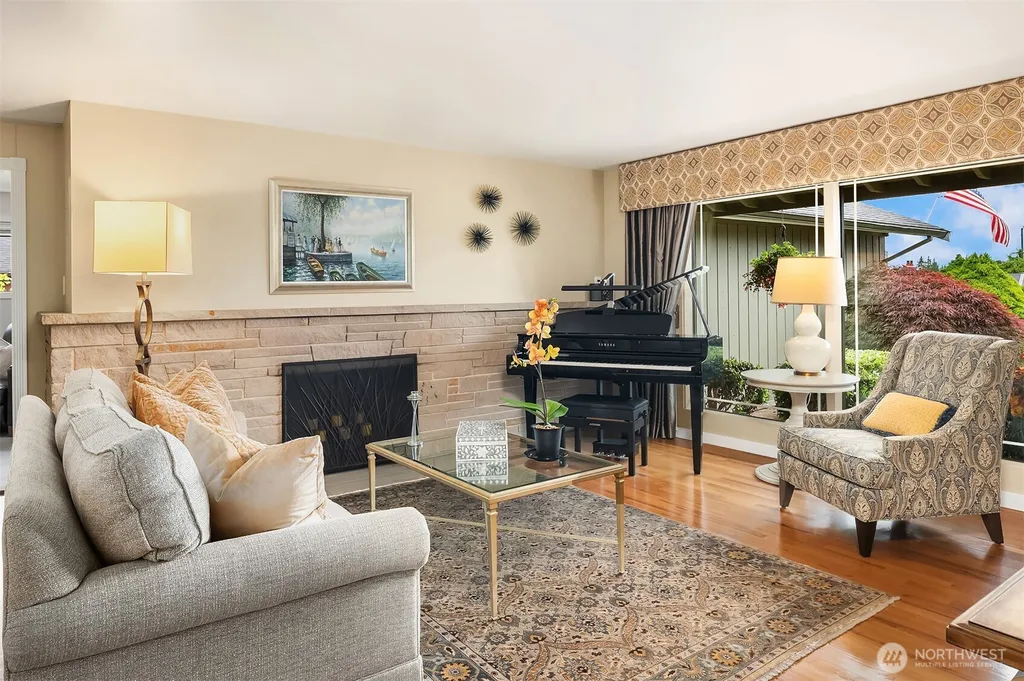 8620 21st Avenue NW Seattle WA 98117