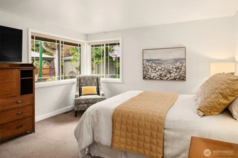 8620 21st Avenue NW Seattle WA 98117