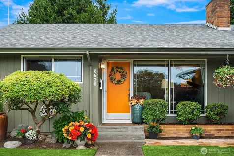 8620 21st Avenue NW Seattle WA 98117