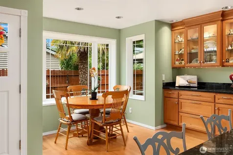 8620 21st Avenue NW Seattle WA 98117
