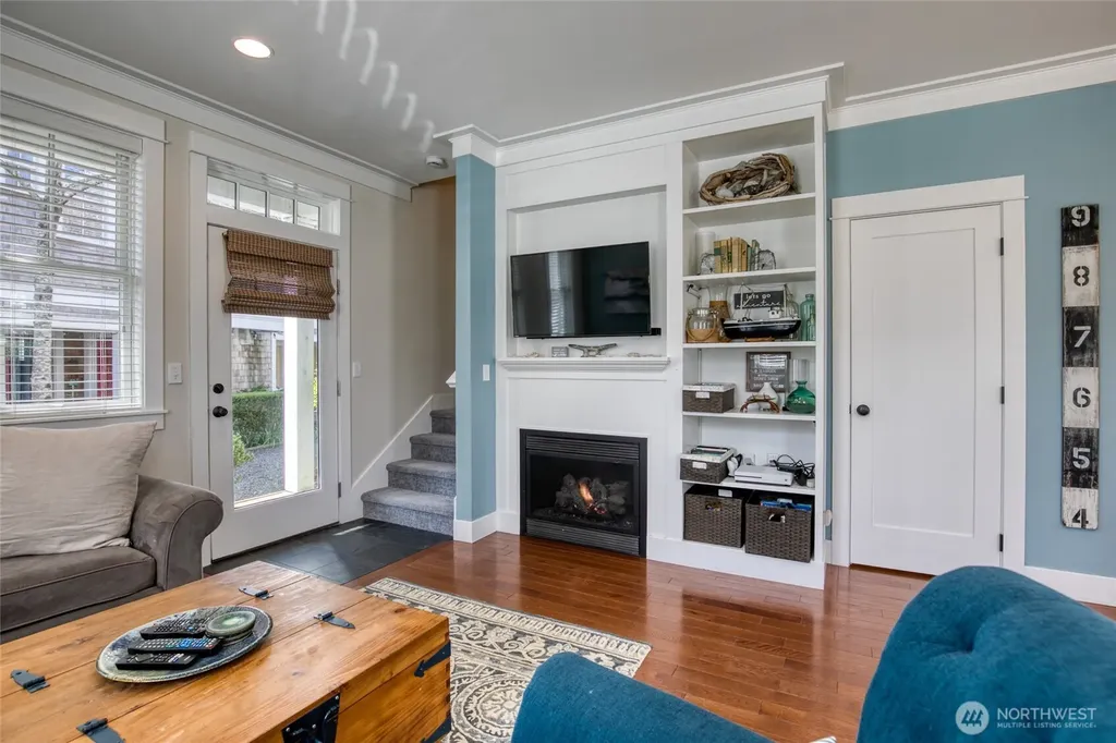 38 W Myrtle Lane Pacific Beach WA 98571