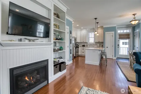 38 W Myrtle Lane Pacific Beach WA 98571