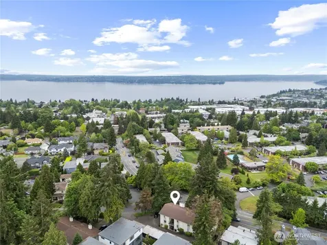 6734 112th Avenue NE Kirkland WA 98033
