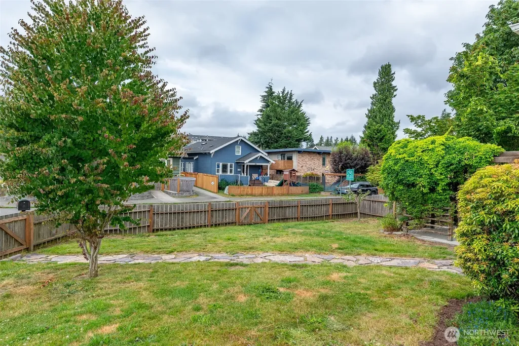 3731 Hoyt Avenue Everett WA 98201