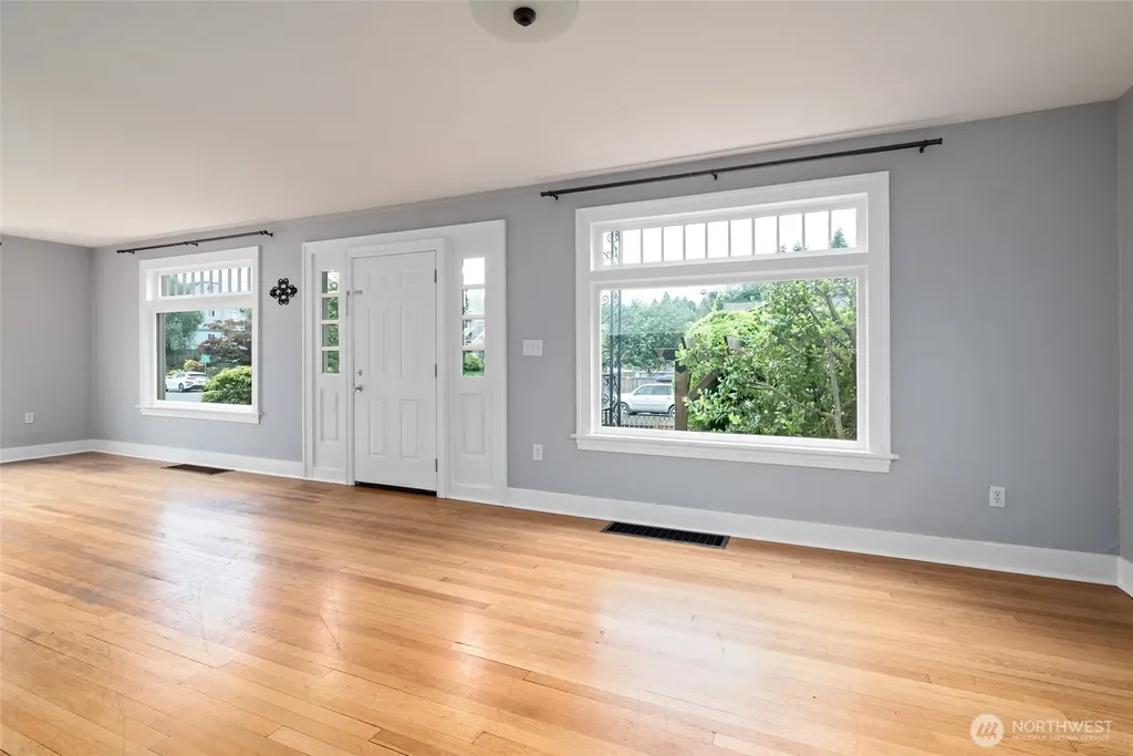 3731 Hoyt Avenue Everett WA 98201
