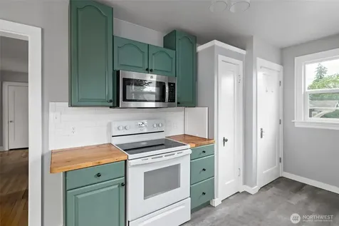 3731 Hoyt Avenue Everett WA 98201