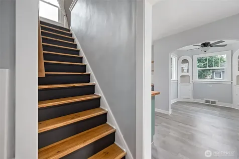 3731 Hoyt Avenue Everett WA 98201
