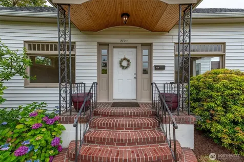 3731 Hoyt Avenue Everett WA 98201
