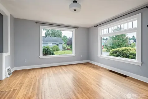 3731 Hoyt Avenue Everett WA 98201