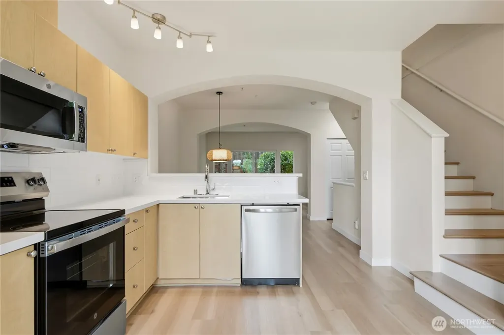 2680 139 Avenue SE Bellevue WA 98005
