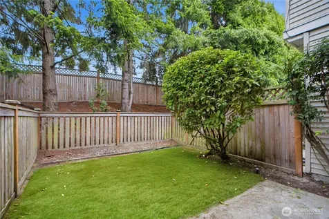 2680 139 Avenue SE Bellevue WA 98005
