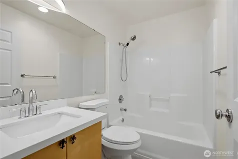 2680 139 Avenue SE Bellevue WA 98005
