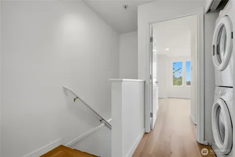2680 139 Avenue SE Bellevue WA 98005