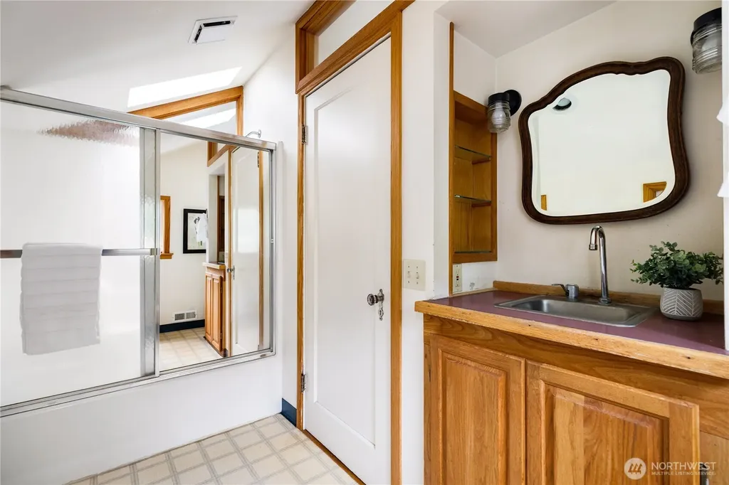 5095 Zimmerman Road Langley WA 98260