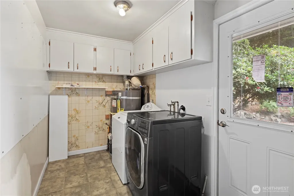 15415 64th Avenue NE Kenmore WA 98028