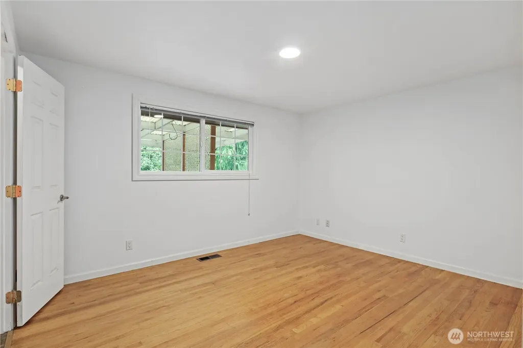 15415 64th Avenue NE Kenmore WA 98028