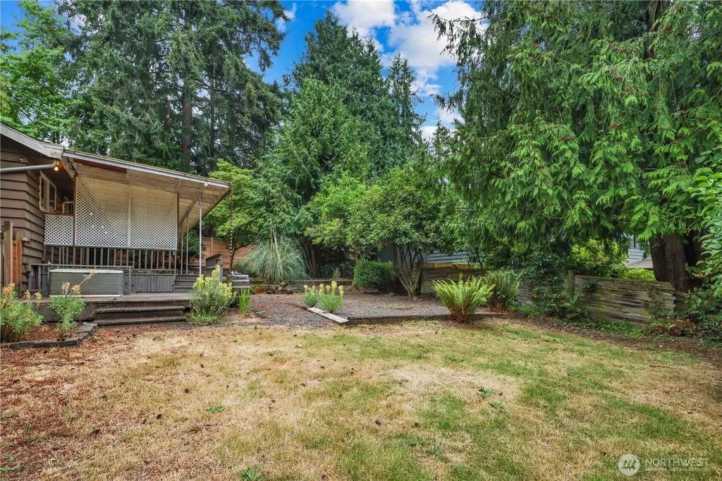 15415 64th Avenue NE Kenmore WA 98028
