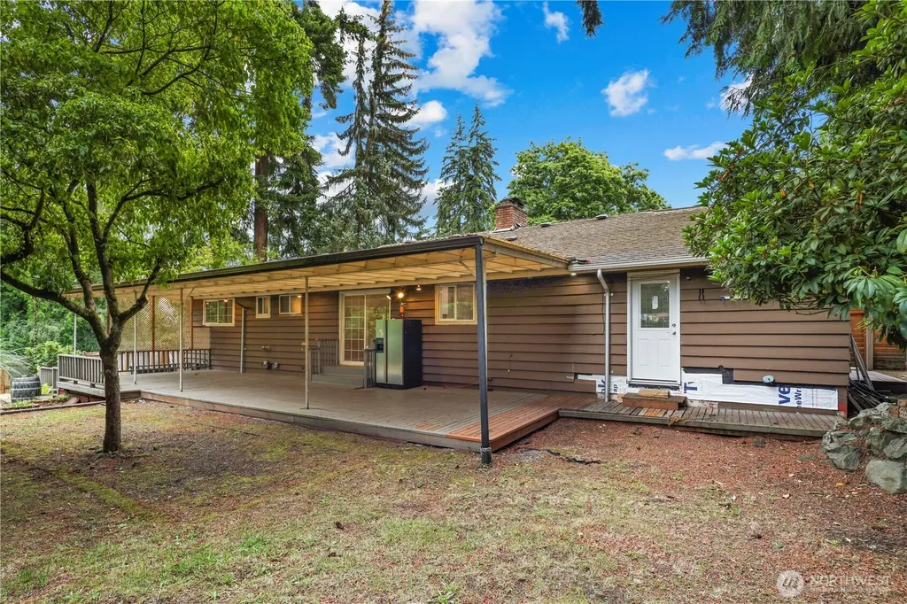 15415 64th Avenue NE Kenmore WA 98028