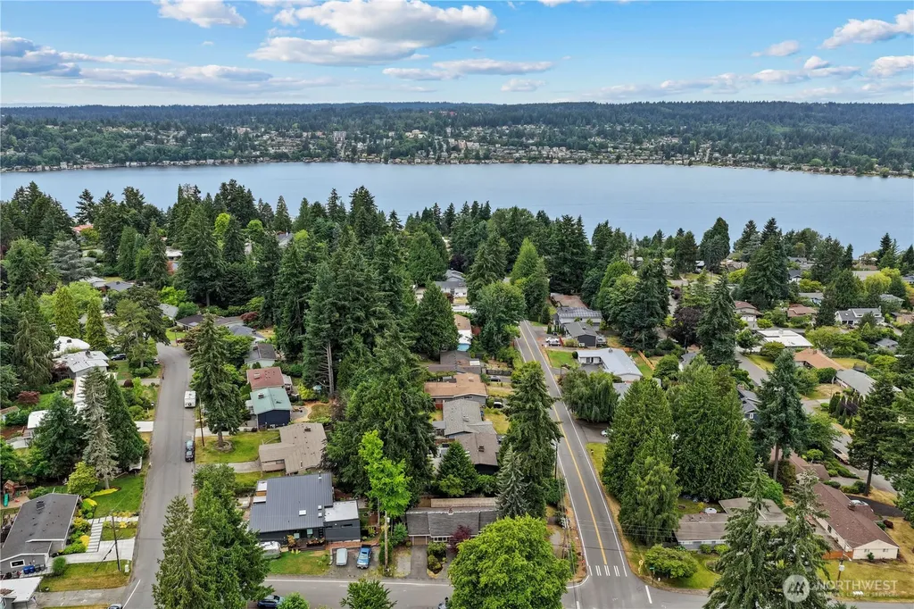 15415 64th Avenue NE Kenmore WA 98028