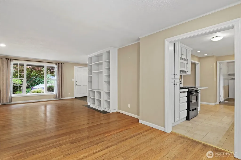 15415 64th Avenue NE Kenmore WA 98028