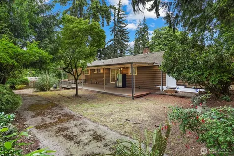 15415 64th Avenue NE Kenmore WA 98028