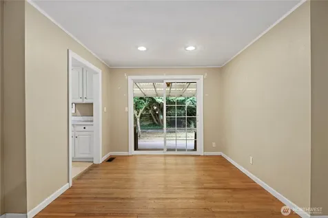 15415 64th Avenue NE Kenmore WA 98028