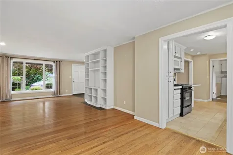 15415 64th Avenue NE Kenmore WA 98028