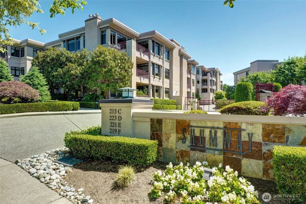 219 5th Avenue S Kirkland WA 98033