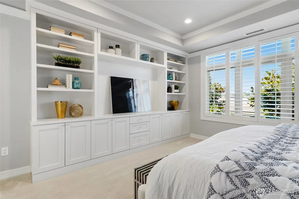 219 5th Avenue S Kirkland WA 98033