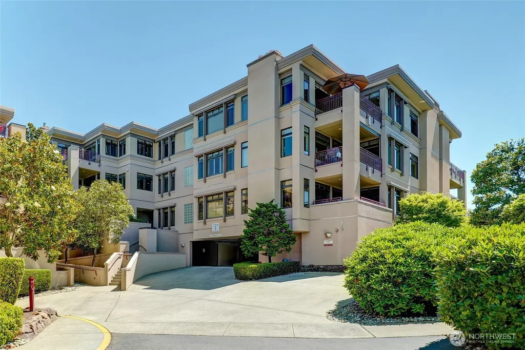 219 5th Avenue S Kirkland WA 98033