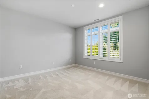 219 5th Avenue S Kirkland WA 98033