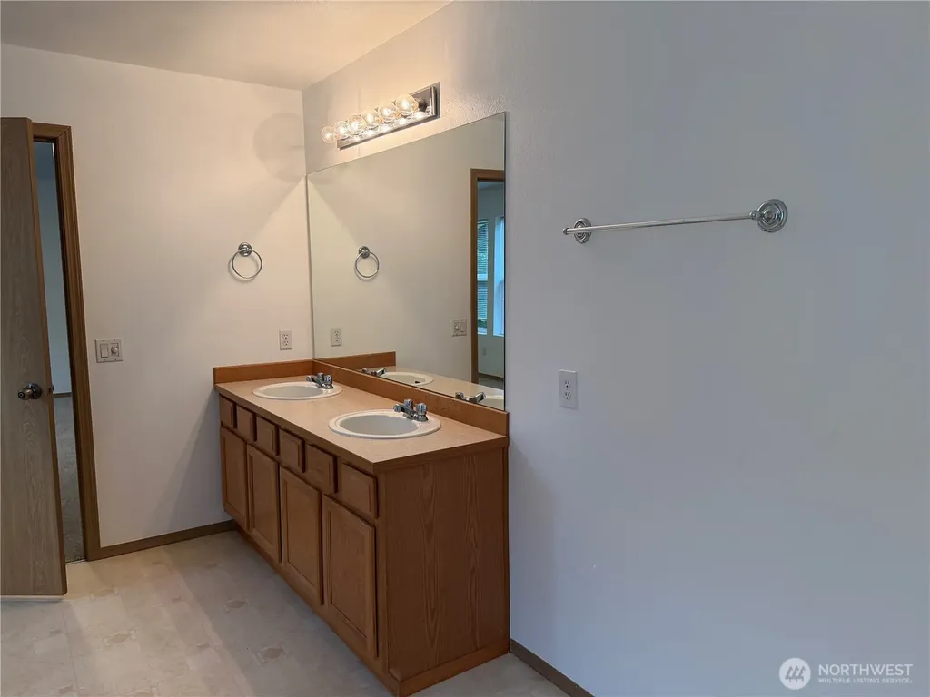 37107 SE Stewart Street Snoqualmie WA 98065