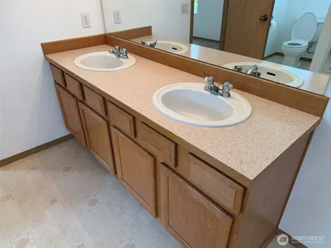 37107 SE Stewart Street Snoqualmie WA 98065