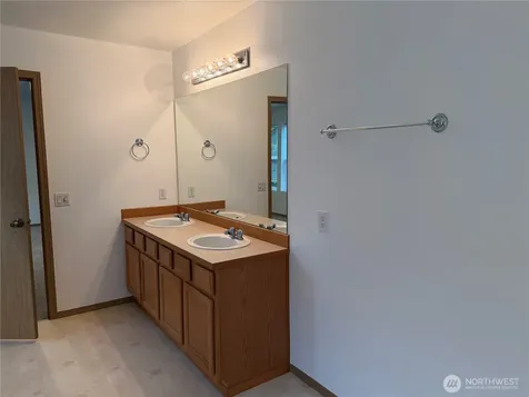 37107 SE Stewart Street Snoqualmie WA 98065