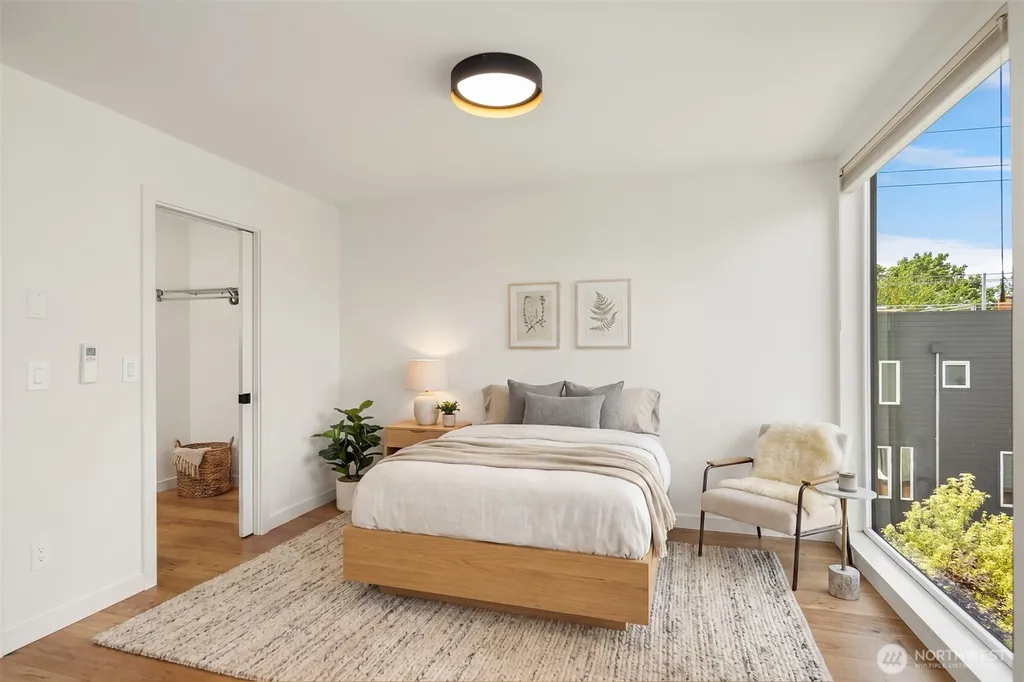 2239 Minor Avenue E Seattle WA 98102