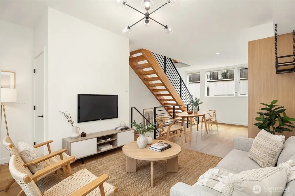 2239 Minor Avenue E Seattle WA 98102