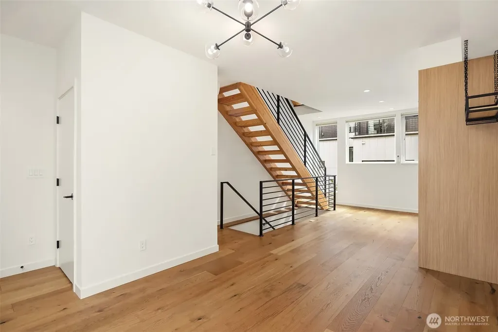 2239 Minor Avenue E Seattle WA 98102