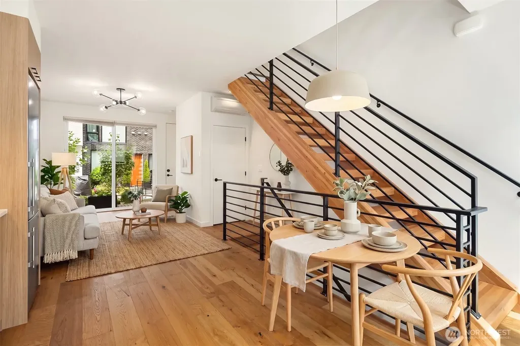 2239 Minor Avenue E Seattle WA 98102