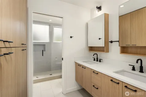 2239 Minor Avenue E Seattle WA 98102