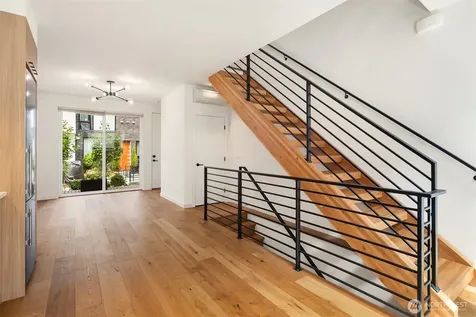 2239 Minor Avenue E Seattle WA 98102