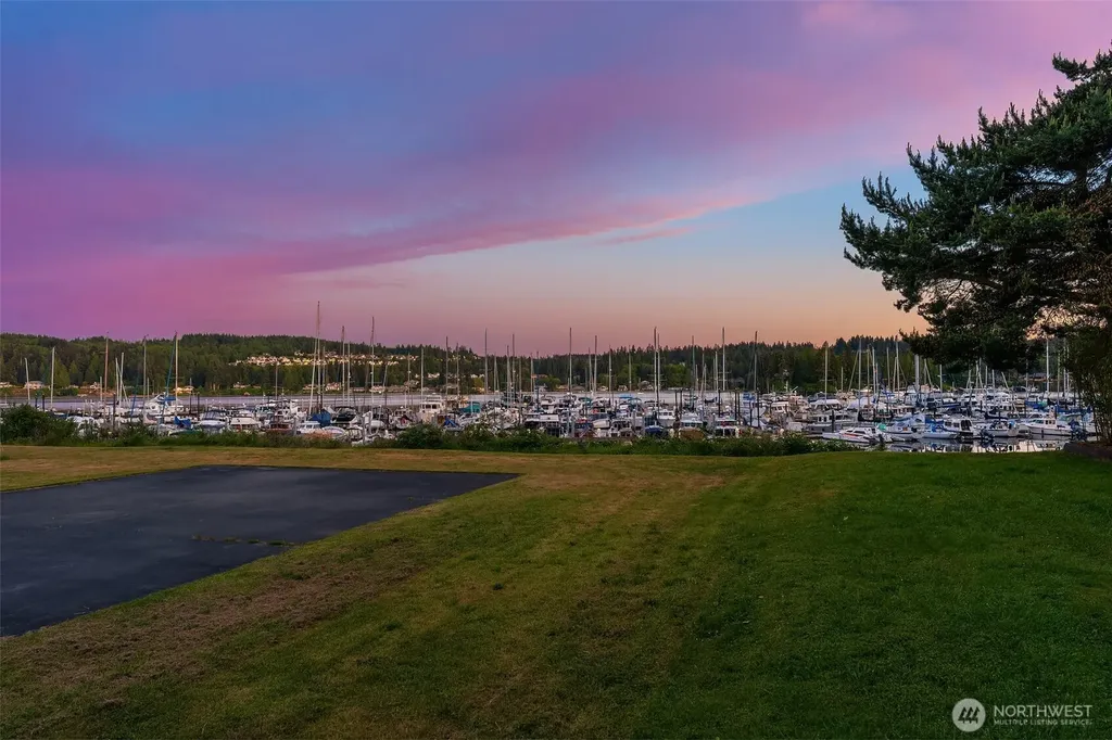4 Pintail Road Port Ludlow WA 98365