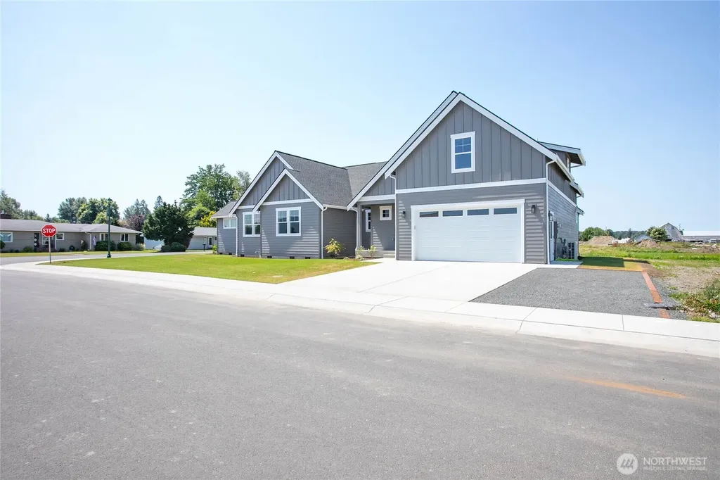 400 W 3rd Street Sumas WA 98247