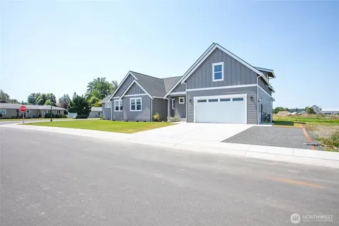 400 W 3rd Street Sumas WA 98247